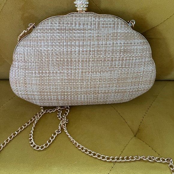 Shell Design Beaded Clutch - Multicolor - Picture 5 of 5